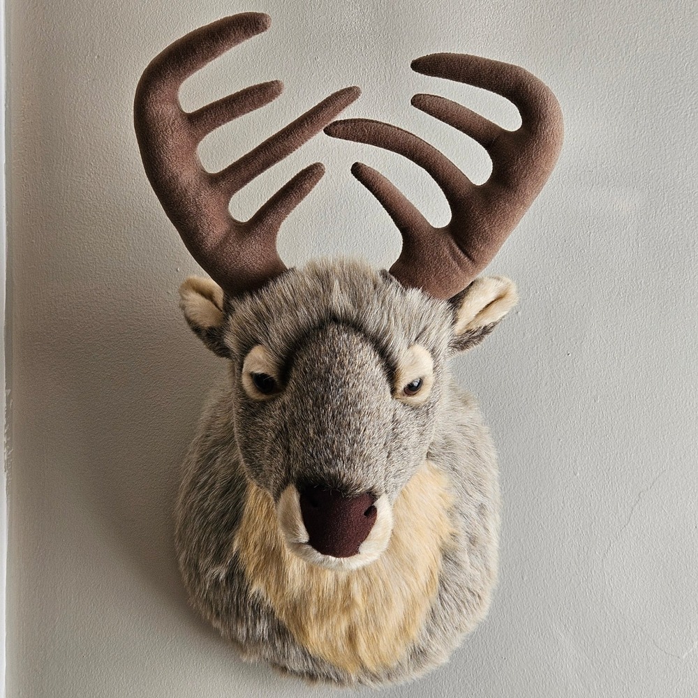 Visionaire Plush Faux Taxidermy Deer Head Wall Mount Nursery Cabin NEW 22in